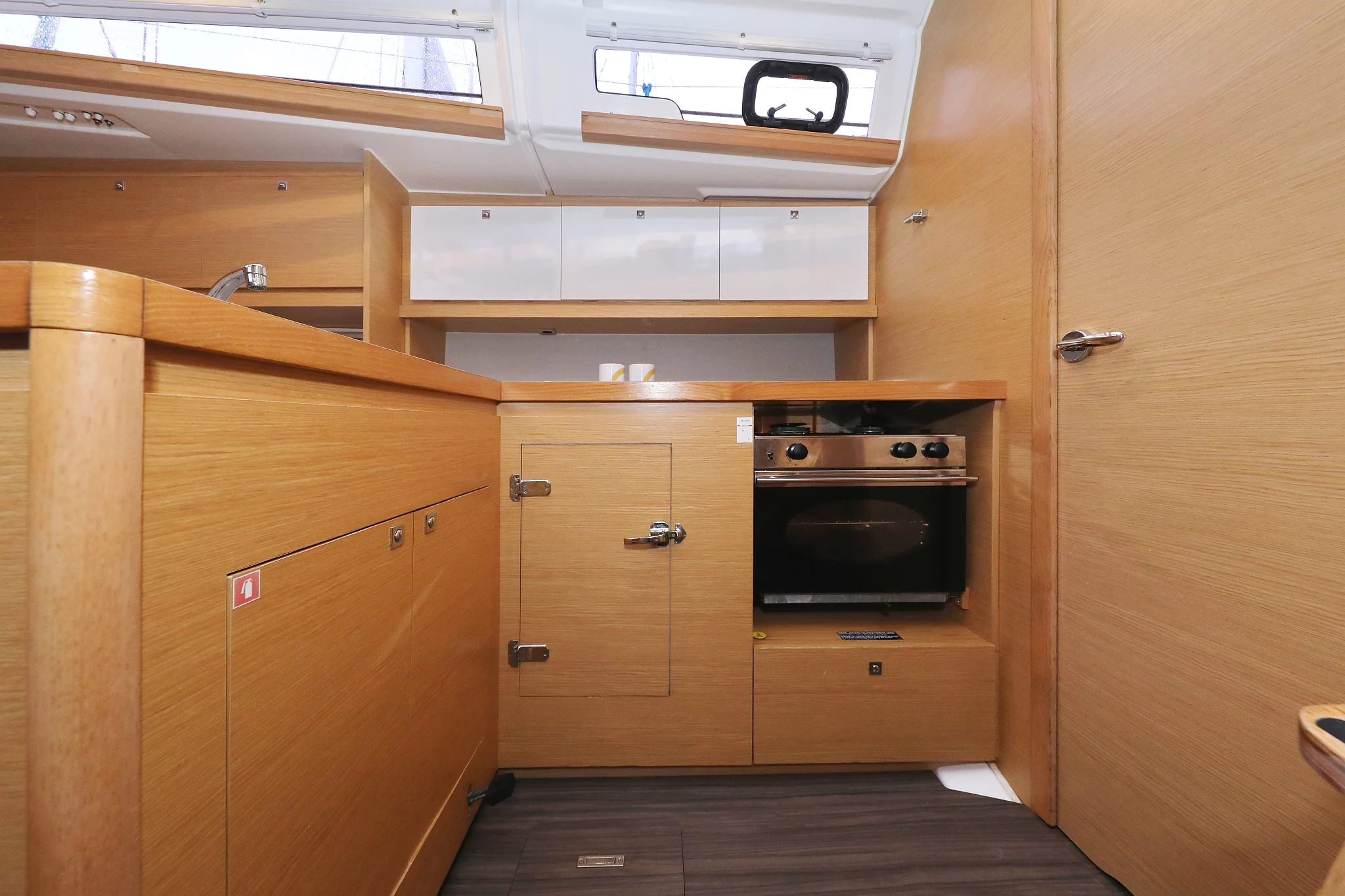 Dufour 390 GL (Mercury)  - 33