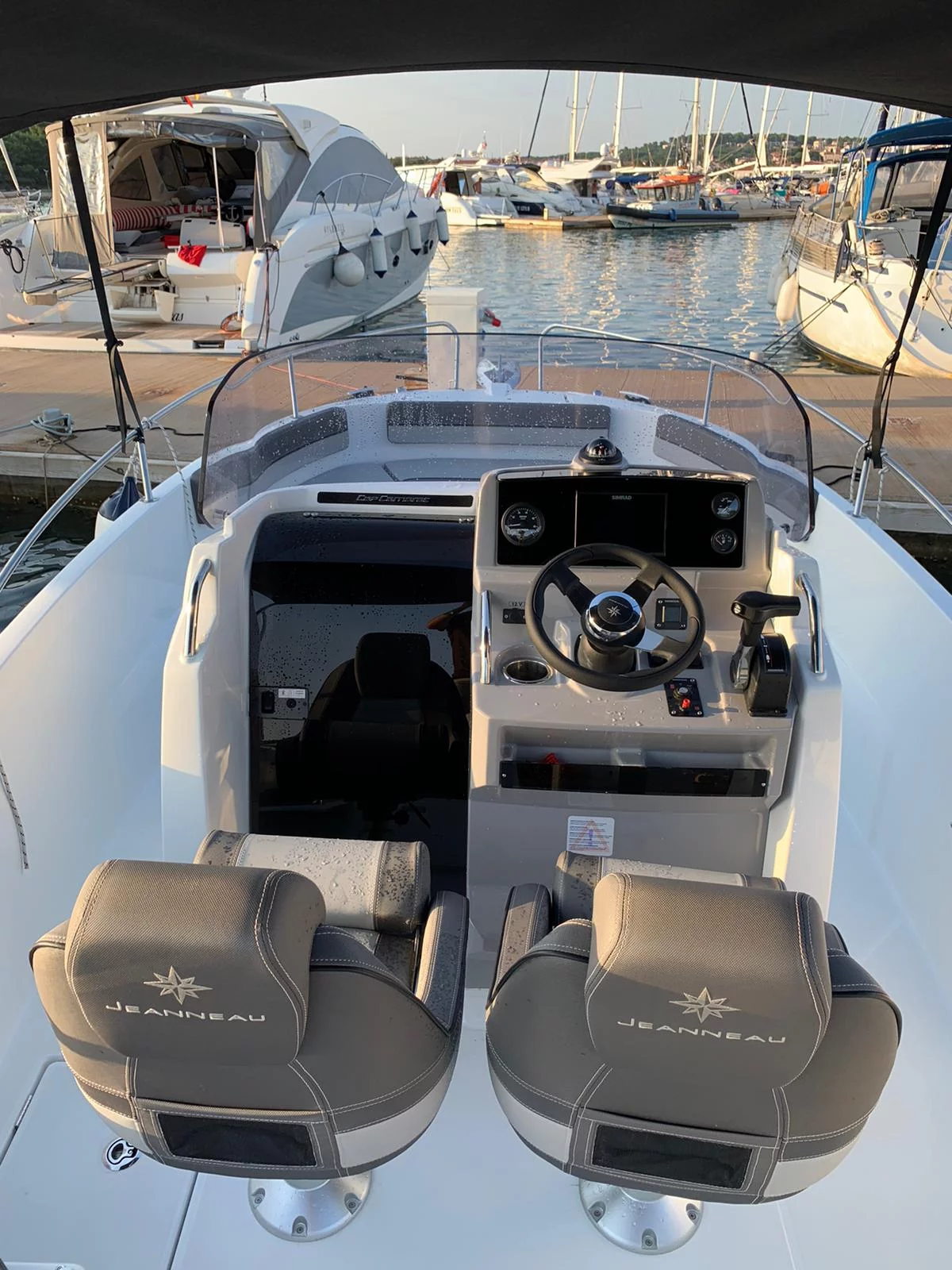 Cap Camarat 6.5 CC (Jeanneau Cap Camarat 6.5 CC)  - 13