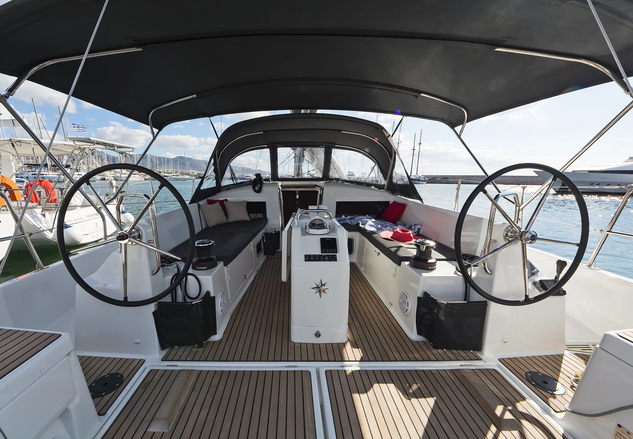 Sun Odyssey 440 (Dory)  - 6