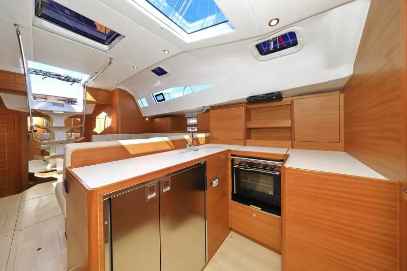 Elan Impression 50.1 (Athena)  - 9