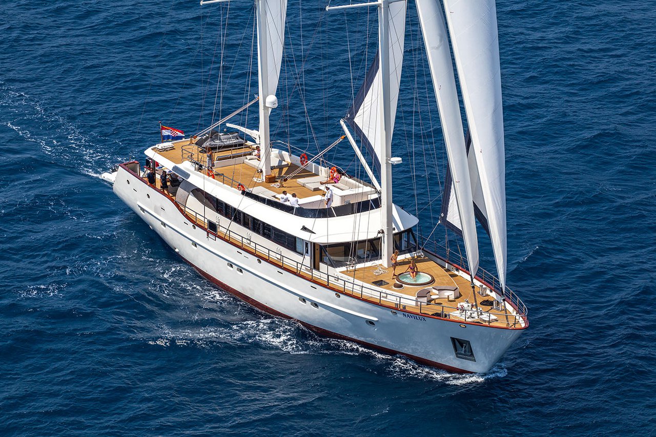 Photo #7 - Navilux (Navilux) in Split - 32210