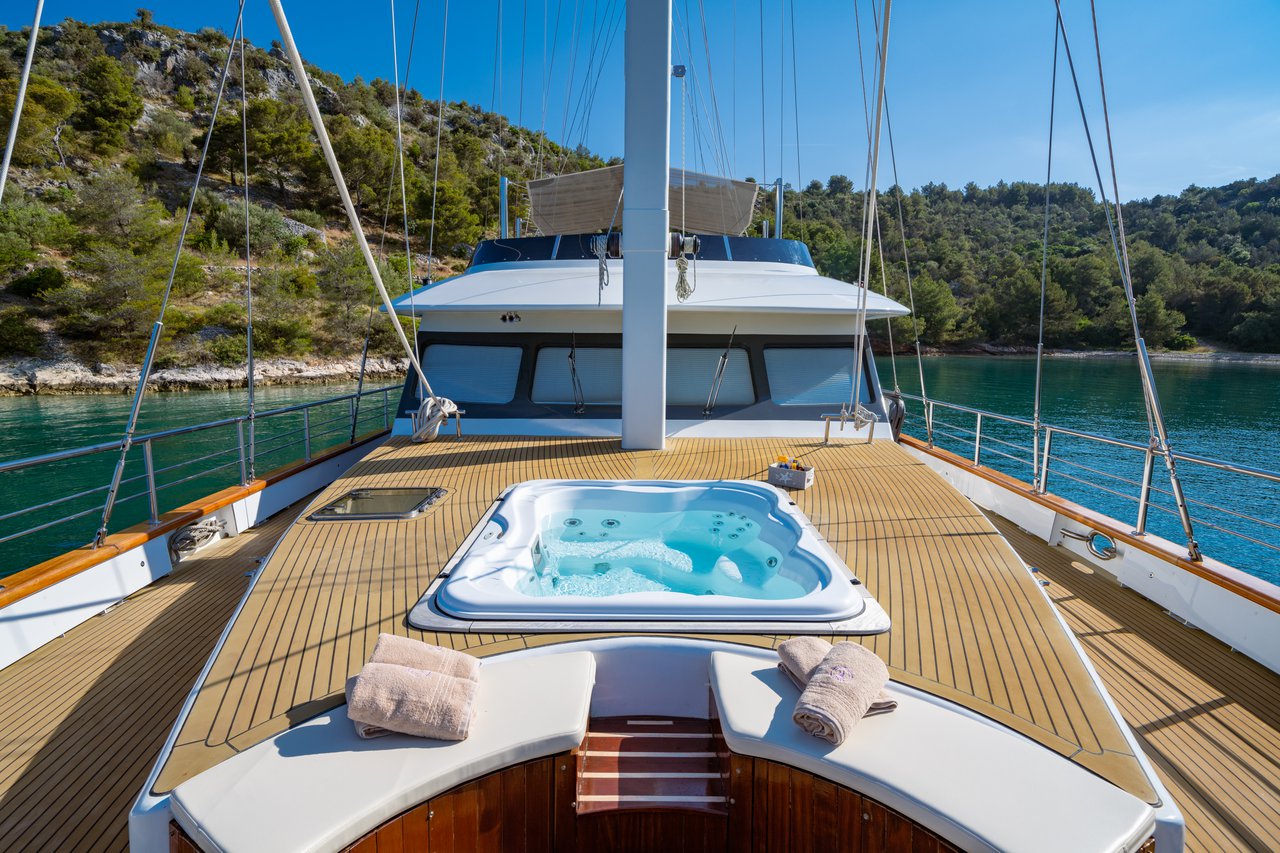 Photo #12 - Navilux (Navilux) in Split - 32210