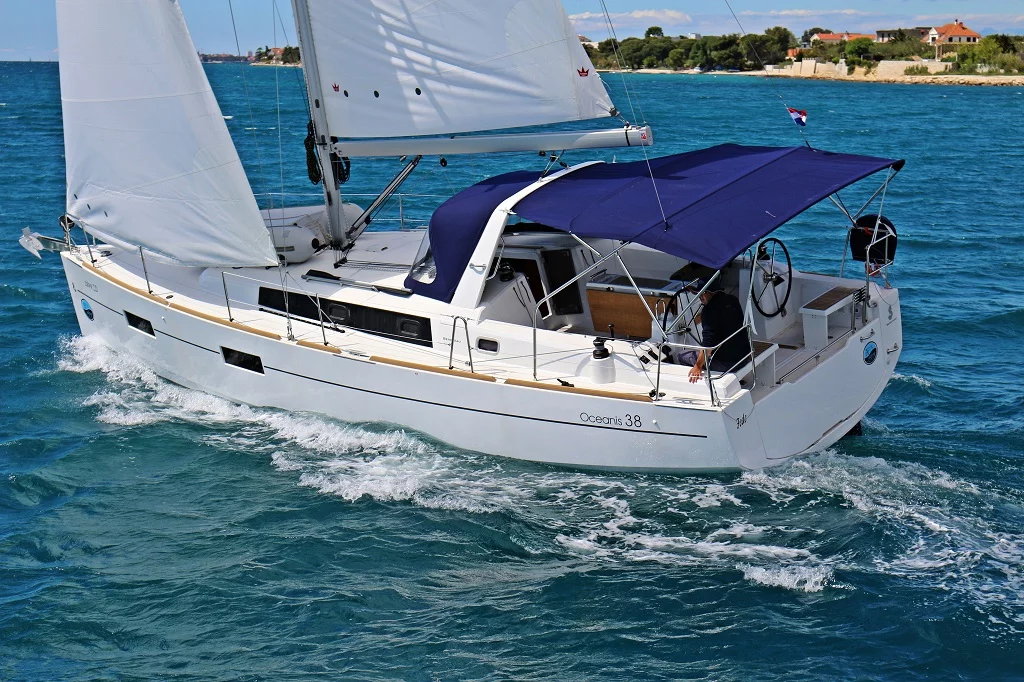 Oceanis 38 - 3 cab. (Fede)  - 0