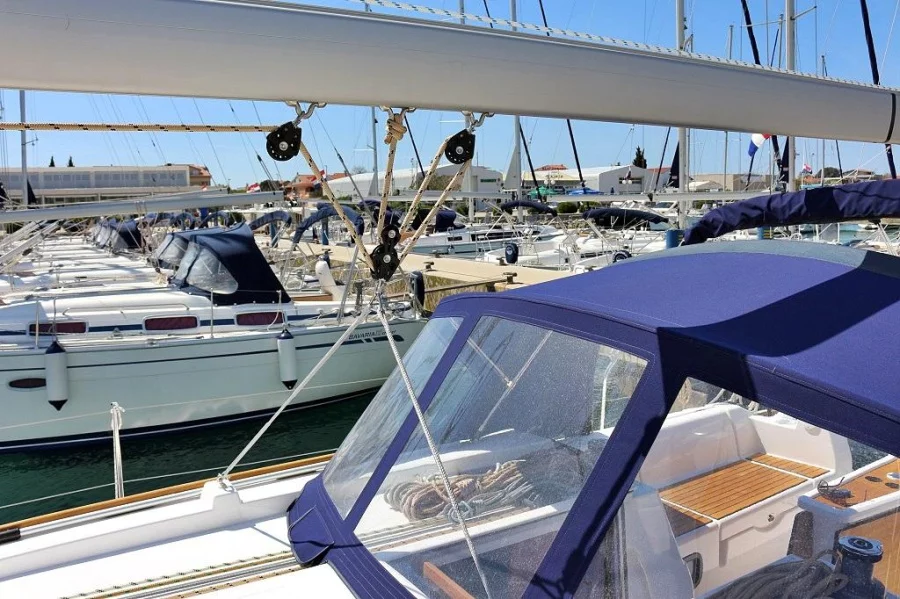Dufour 382 GL (Thelma)  - 3