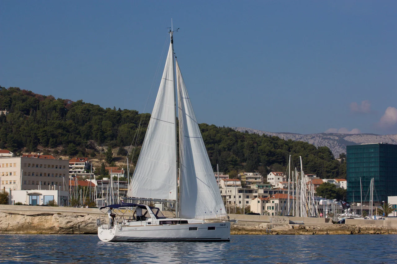 Oceanis 35 (Jean Michel)  - 2