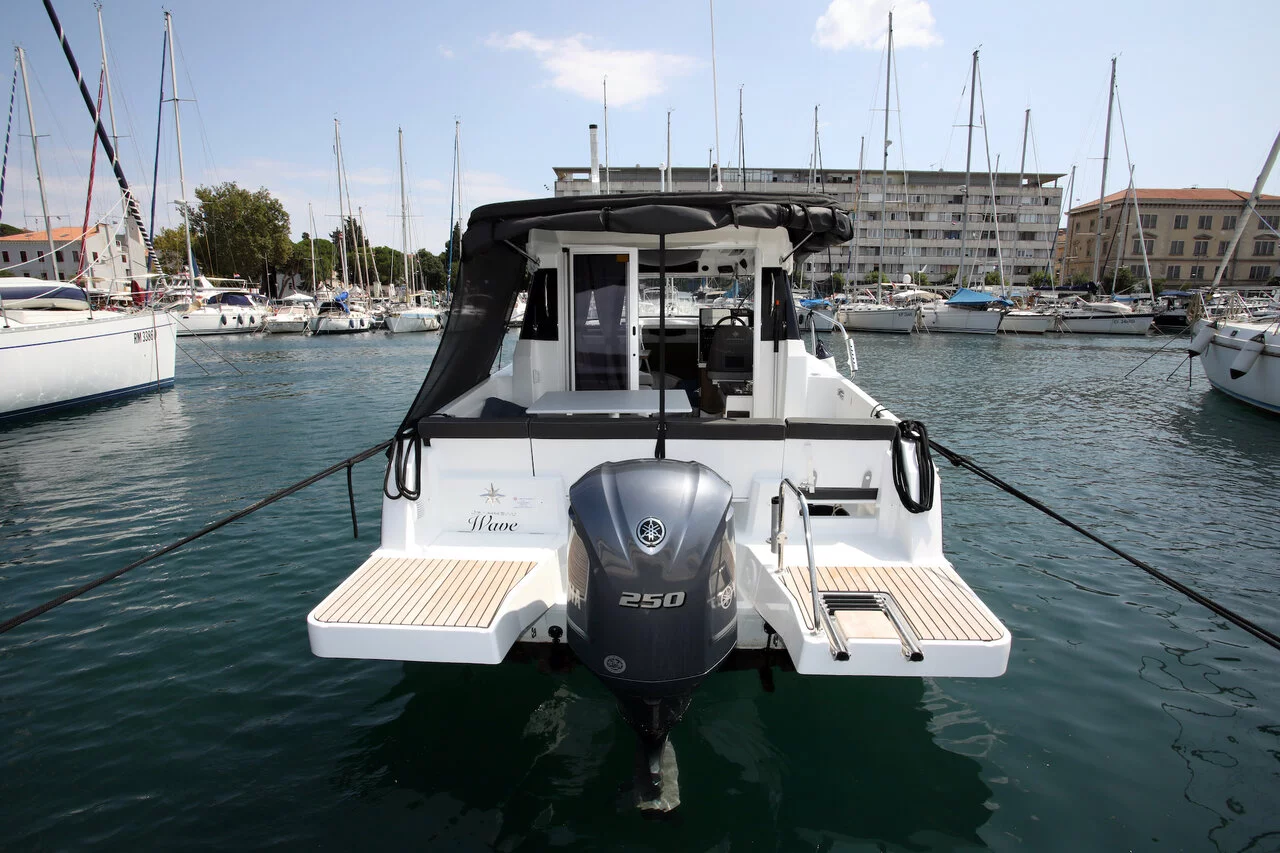 Merry Fisher 795 (Wave)  - 0