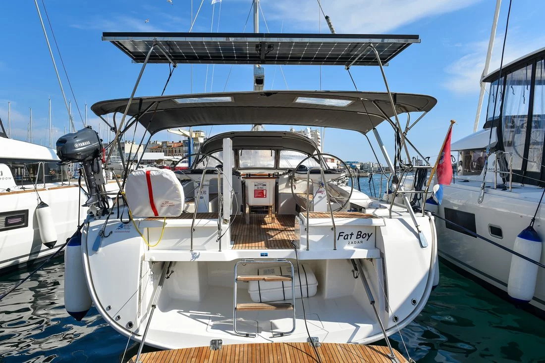 Bavaria Cruiser 56 - 5 + 1 cab. (Fat Boy)  - 2