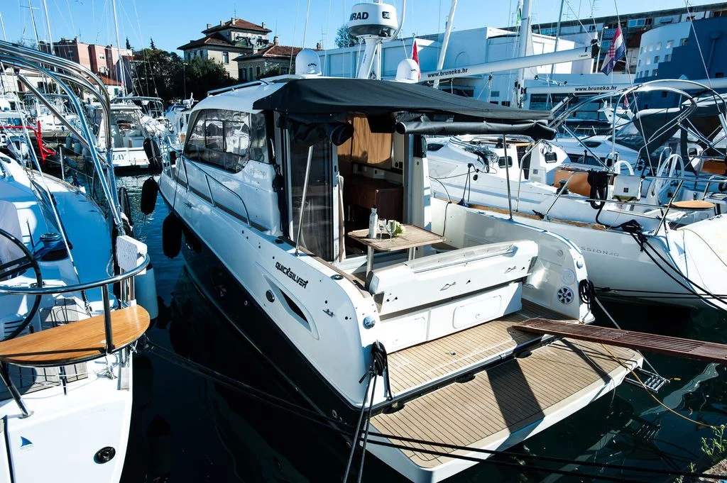 Quicksilver 855 Weekend (Luka)  - 0