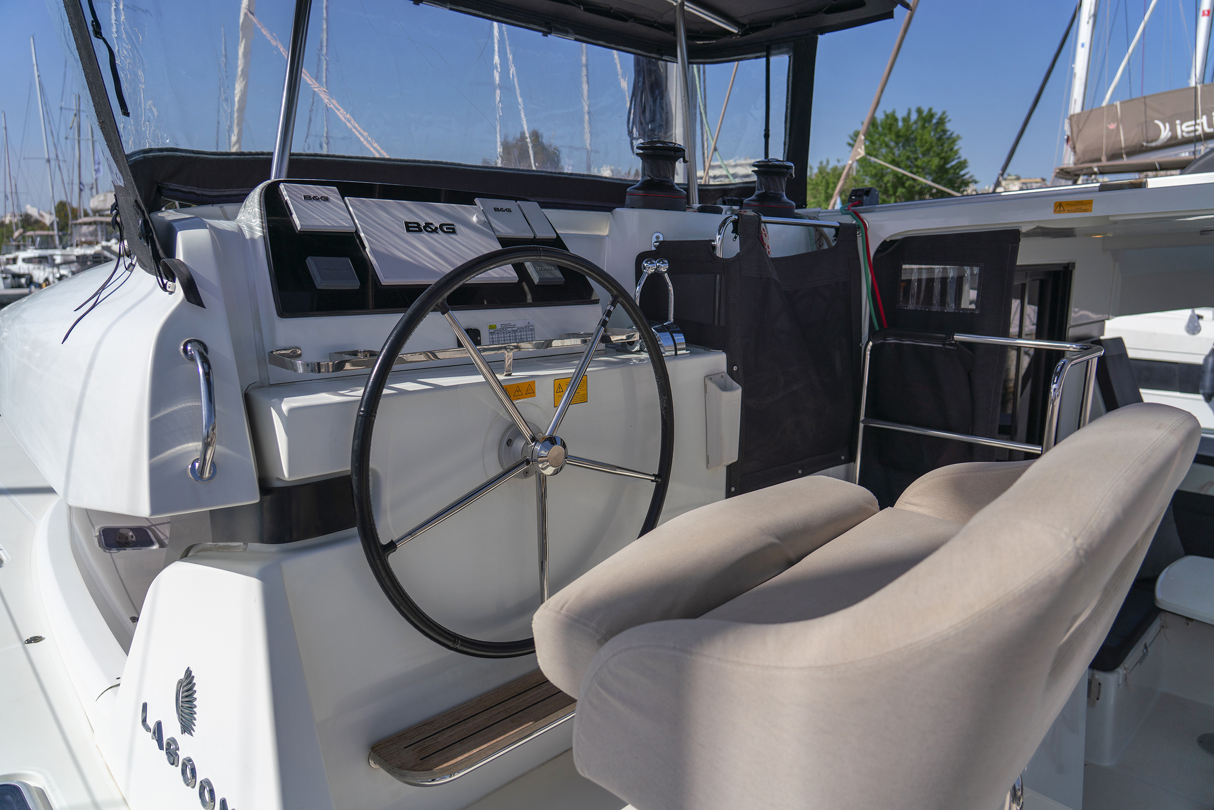 Lagoon 42 - 4 + 2 cab. — photo 4