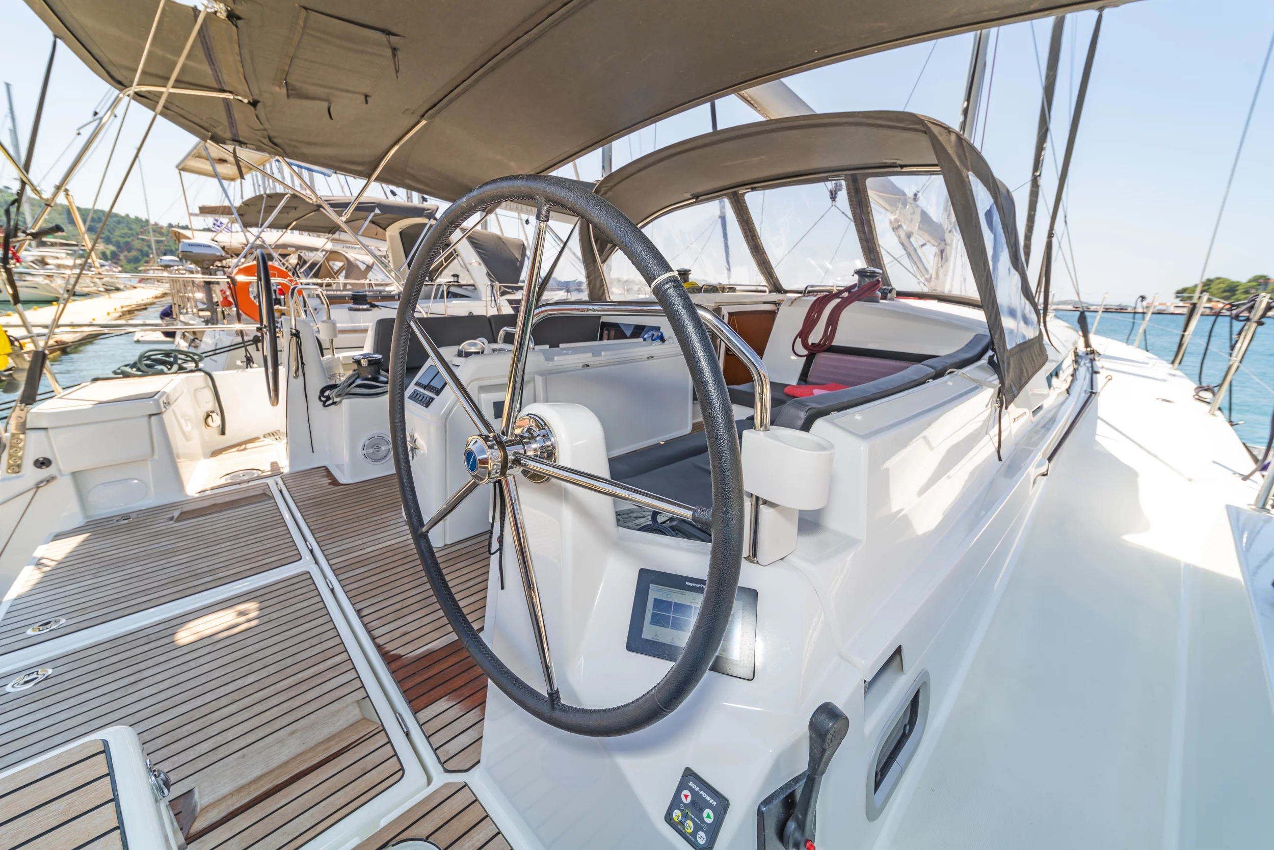 Sun Odyssey 490 - 5 + 1 cab. (Marina II)  - 11