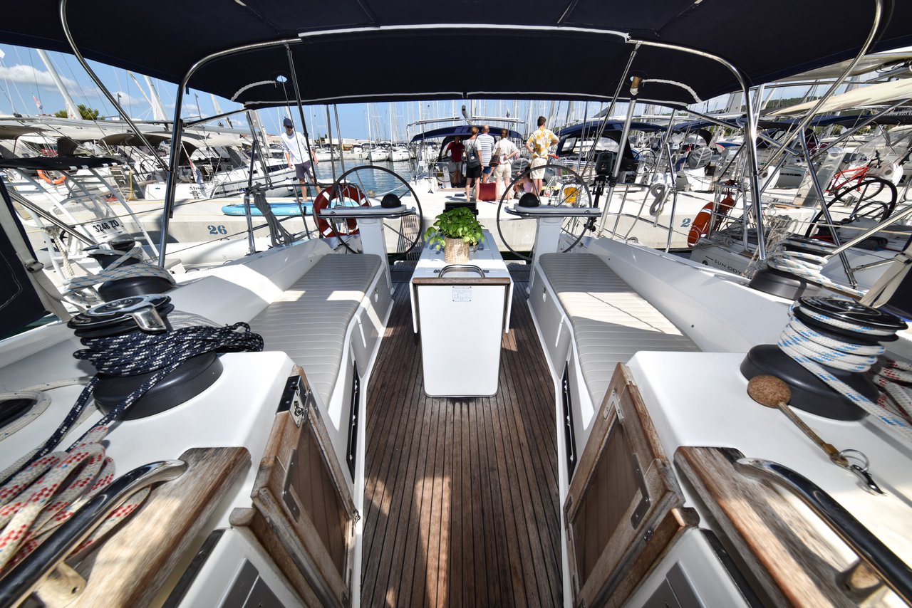Photo #4 - Bavaria Cruiser 45 - 4 cab. (Controvento) en Sukosan - 32314