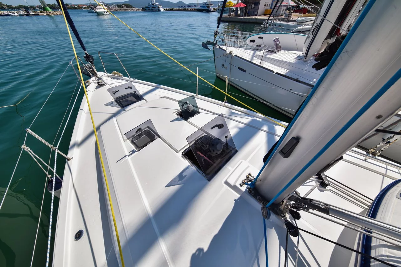 Oceanis 41.1 (4Play)  - 9