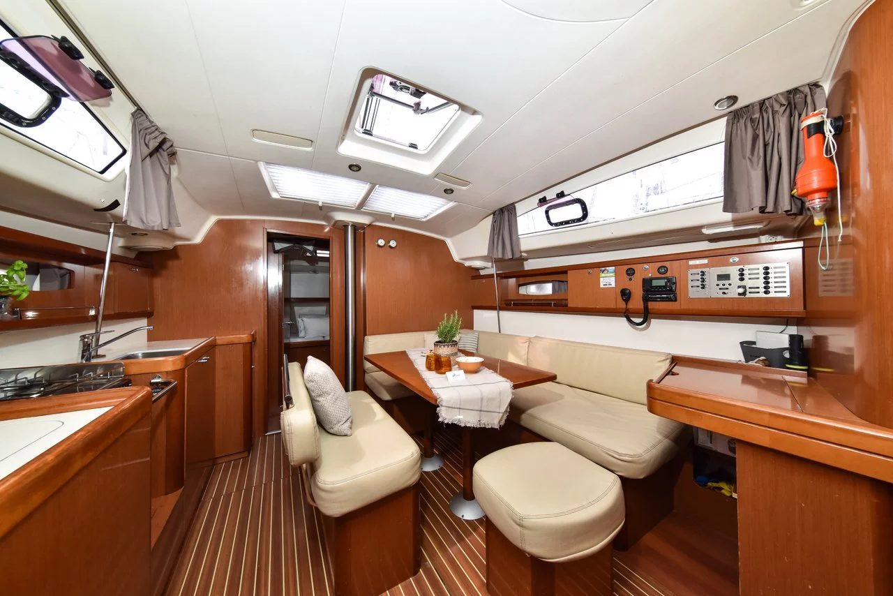 Oceanis 43 (Playmaker)  - 15