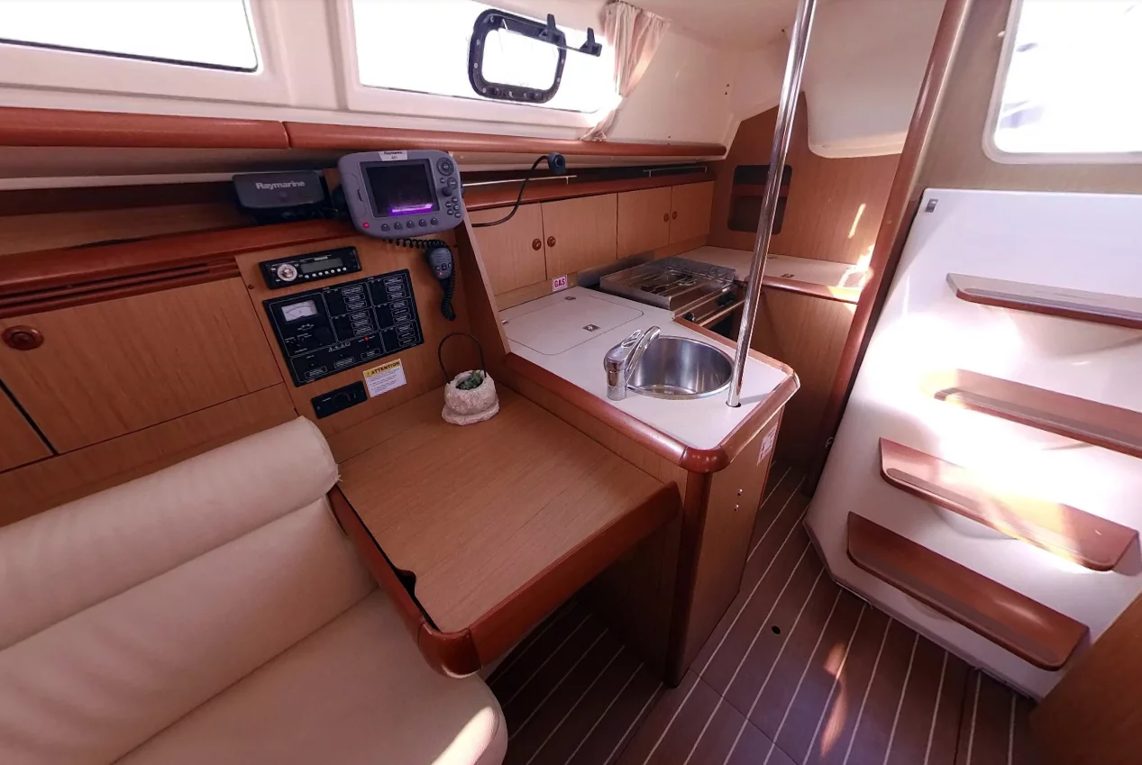 Sun Odyssey 32i (Ristretto 1)  - 4