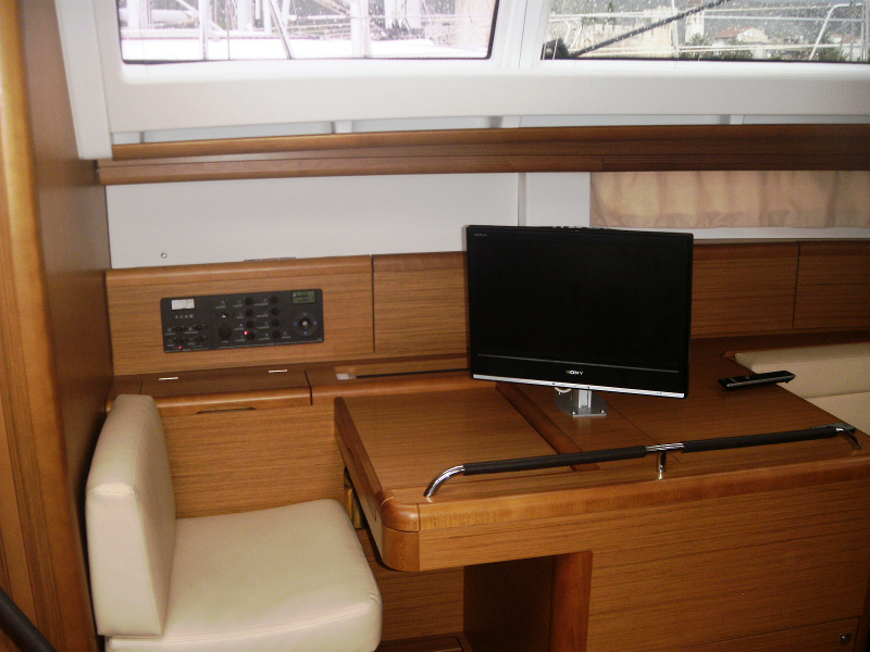 Photo #3 - Sun Odyssey 50 DS (Forus) in Murter - 32375