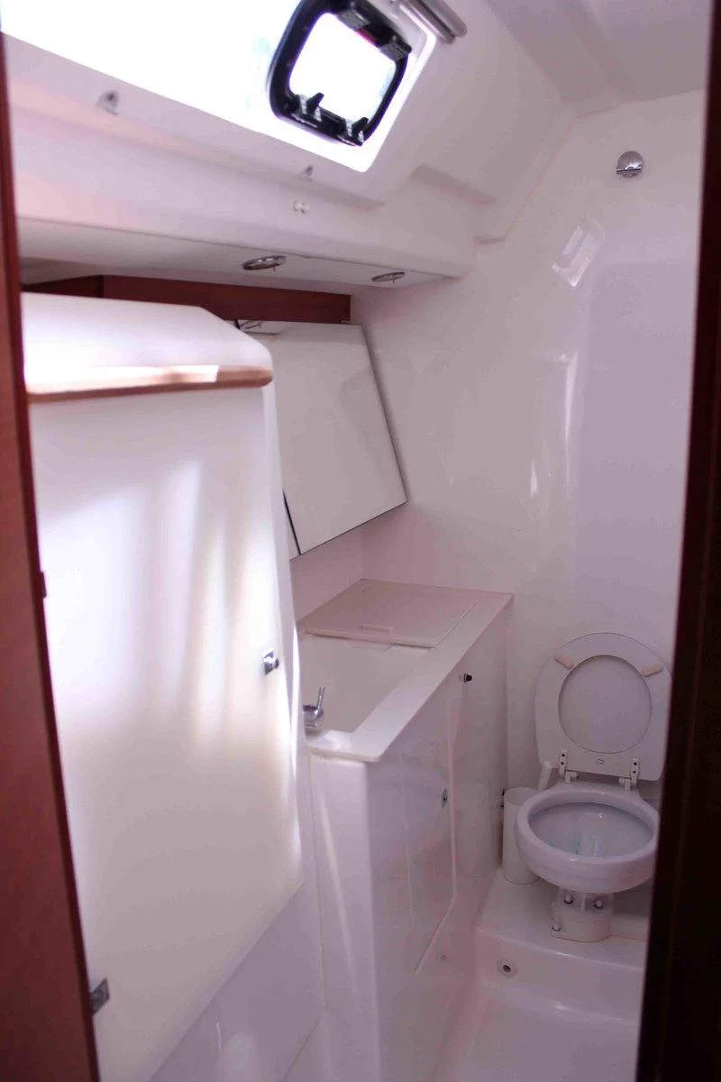 Dufour 450 GL (Maroussa)  - 11