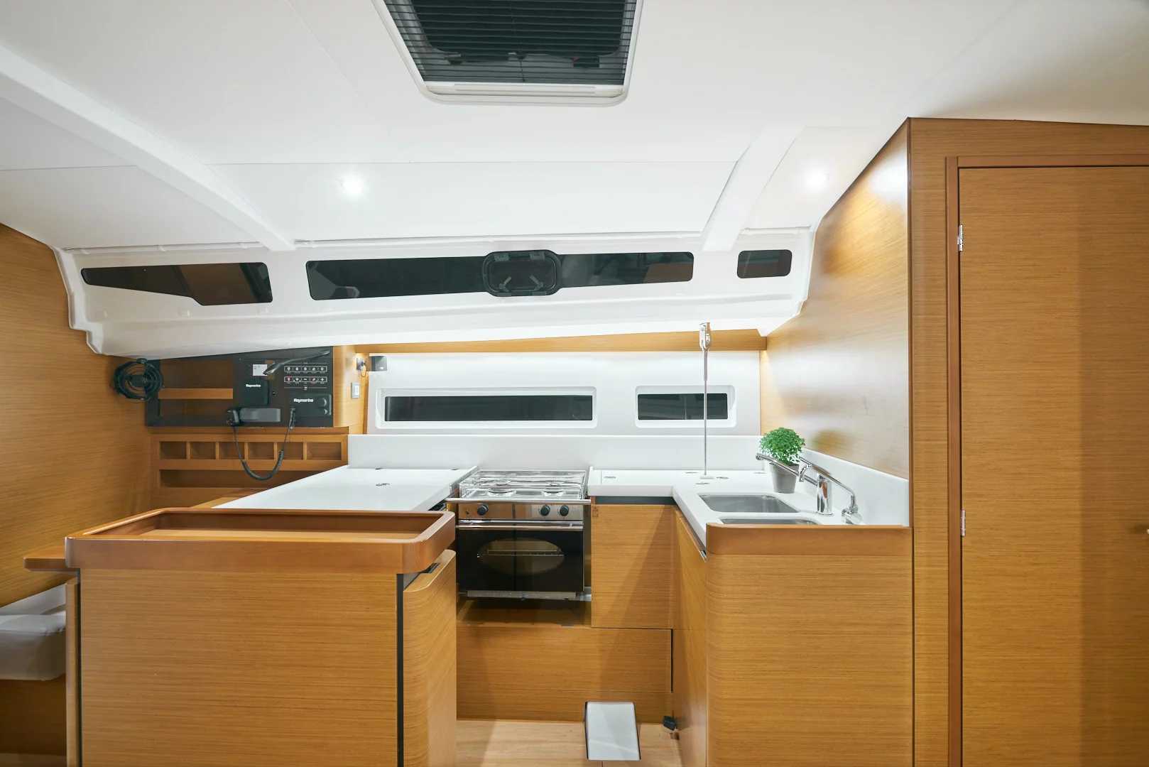 Sun Odyssey 440 (Nymeria)  - 13