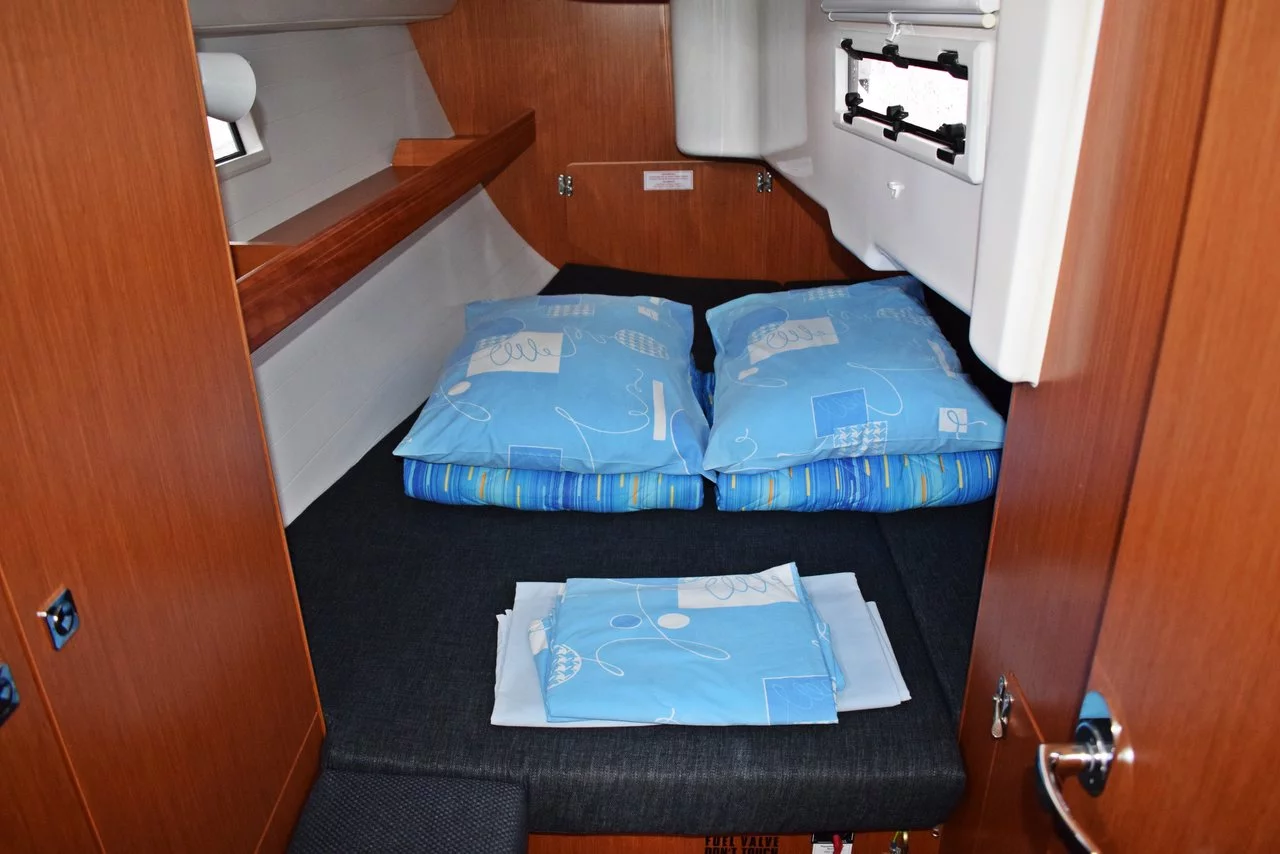 Bavaria Cruiser 33 (Stončica)  - 12