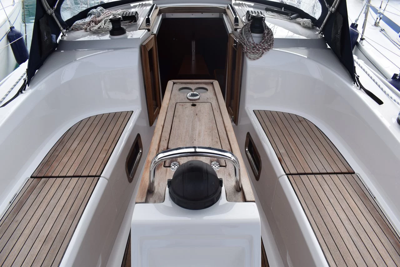 Bavaria Cruiser 34 (Studena)  - 7