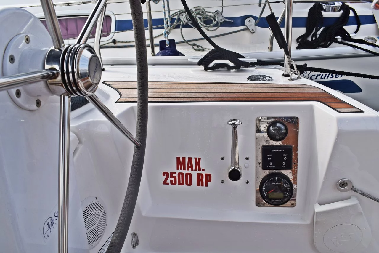 Bavaria Cruiser 34 (Studena)  - 8