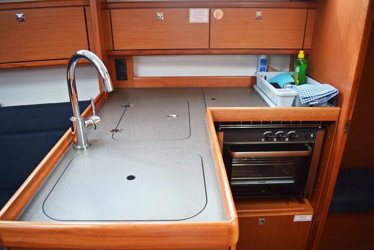 Bavaria Cruiser 34 (Studena)  - 12