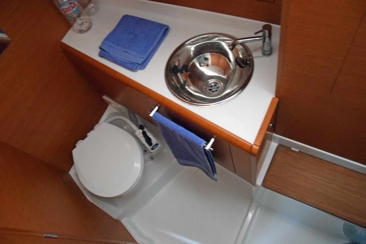 Sun Odyssey 449 (Beaujolais)  - 8