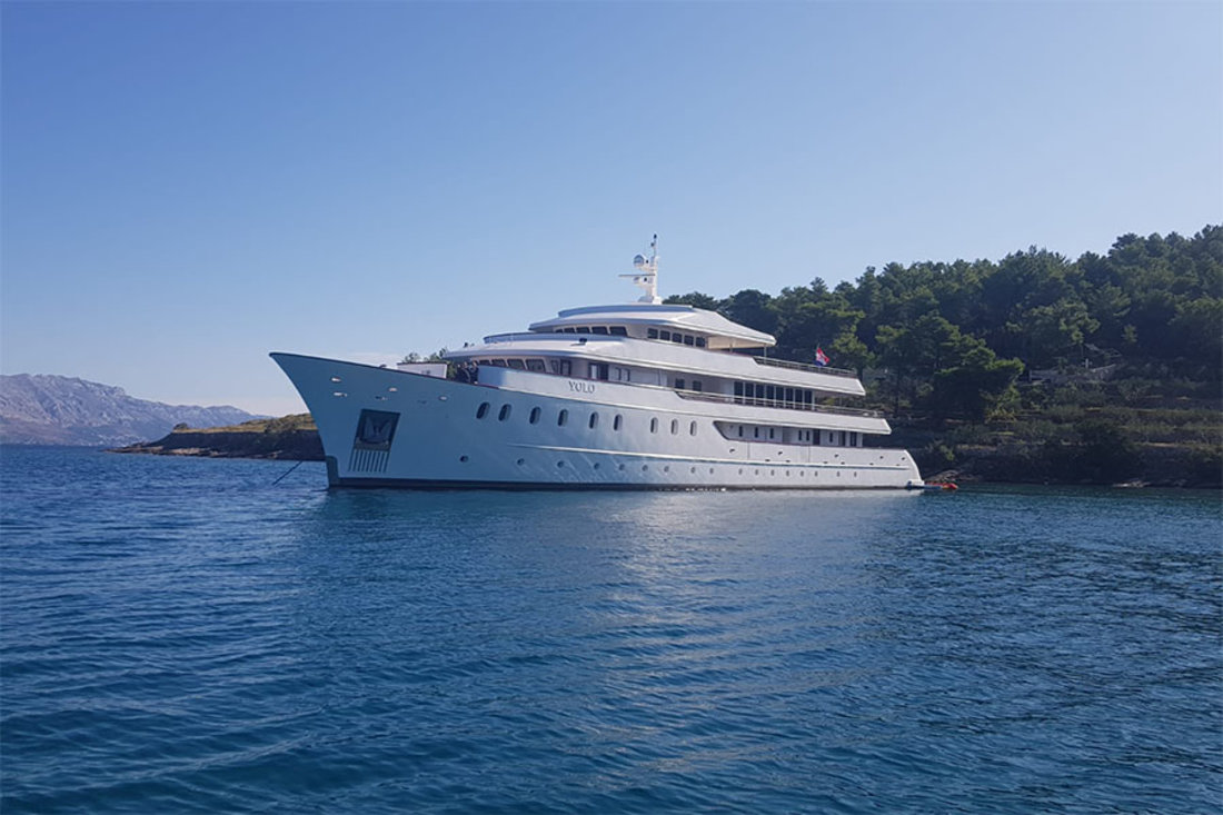 Photo #3 - YOLO (Yolo) in Split - 32527