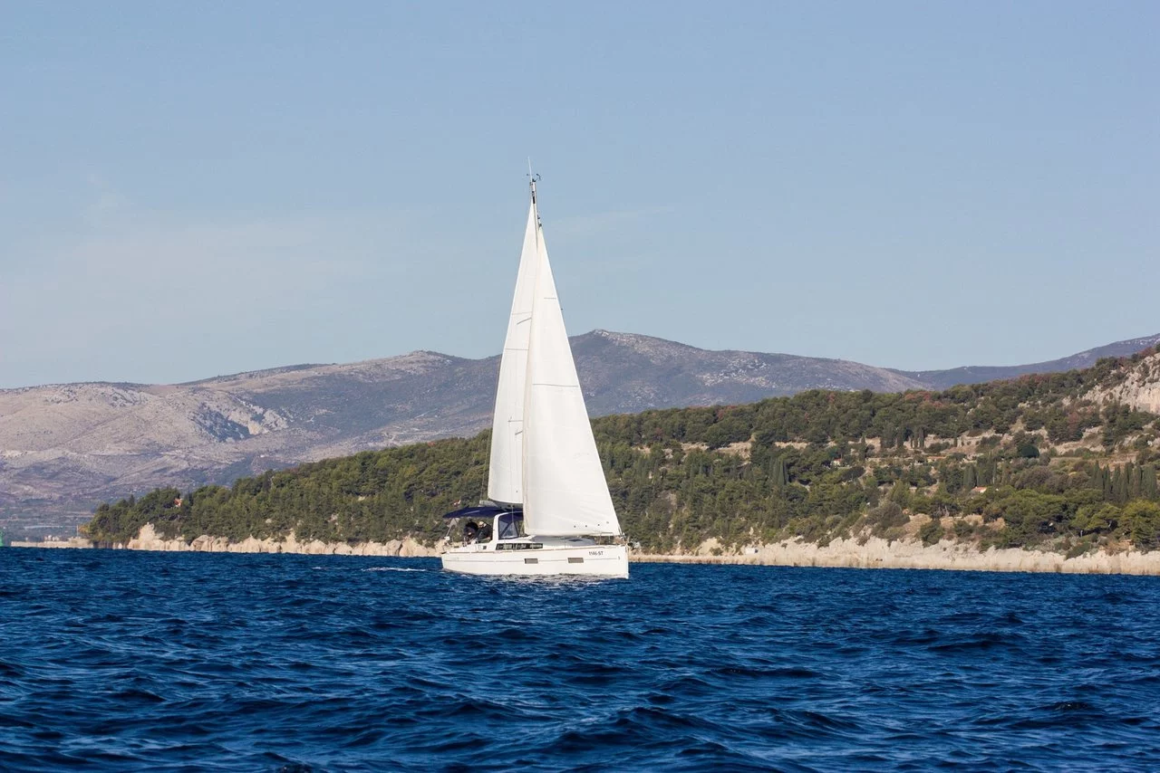 Oceanis 38 - 3 cab. (Arsen)  - 2