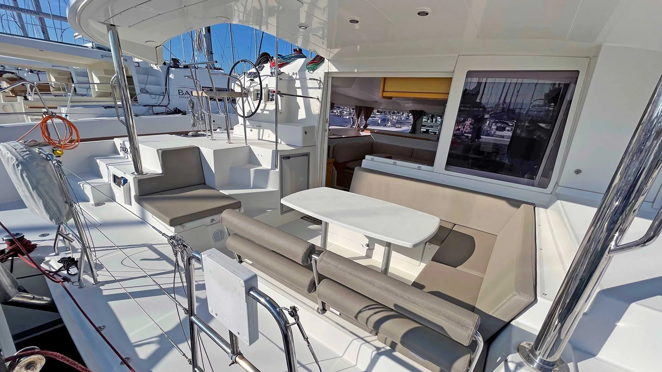 Lagoon 400 - 4 + 2 cab. (Jazz Point)  - 11