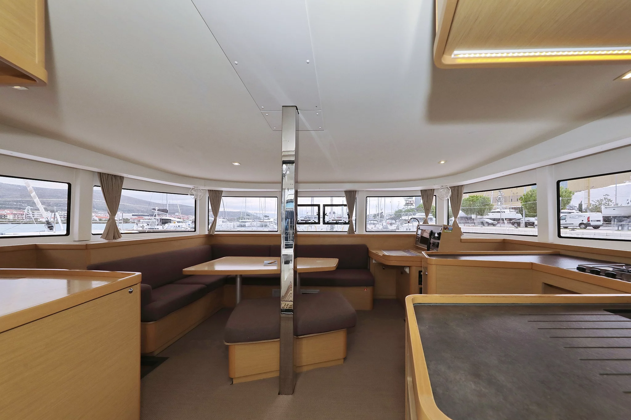 Lagoon 42 - 4 + 2 cab. (Ocean Star)  - 12
