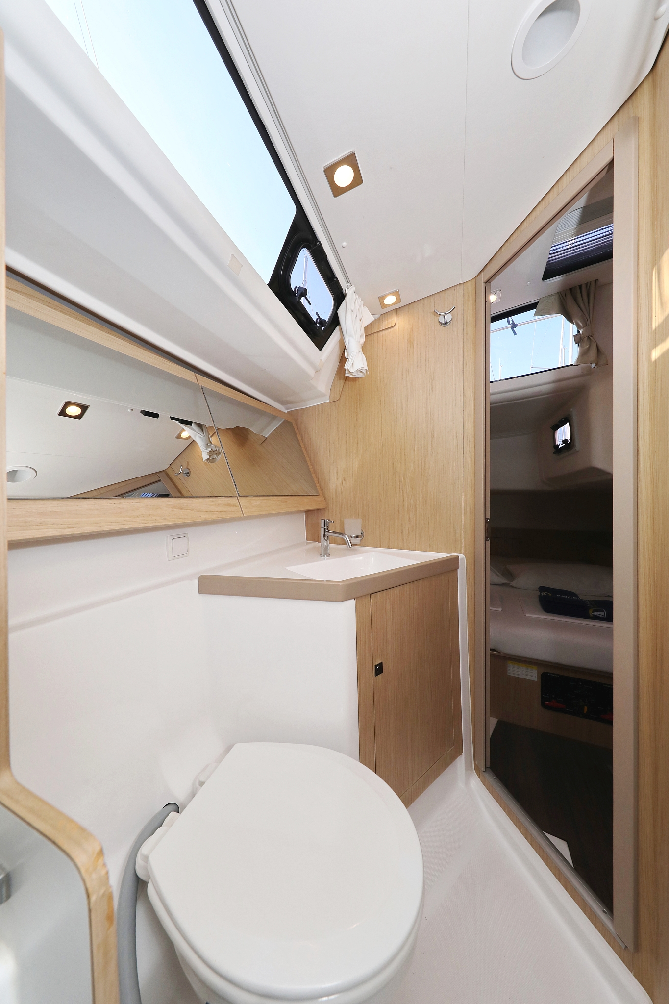 Photo #32 - Oceanis 45 - 3 cab. (Barbarella) in Trogir - 32722