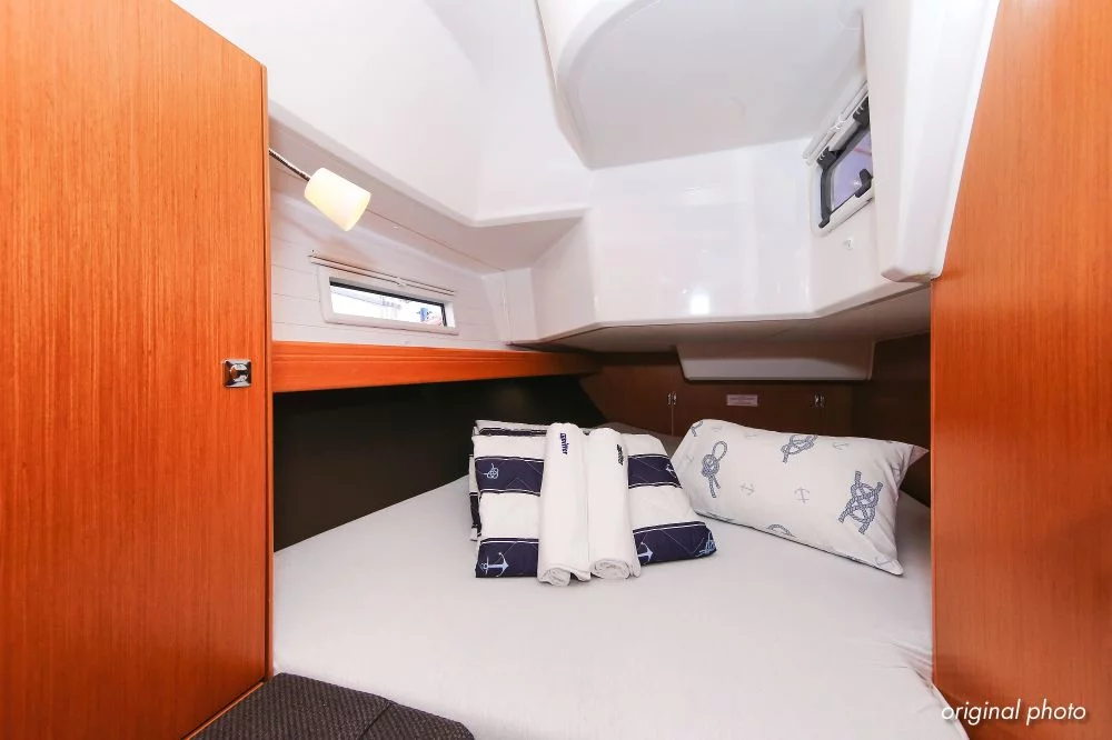 Bavaria Cruiser 37 - 3 cab. (Hang Loose)  - 24