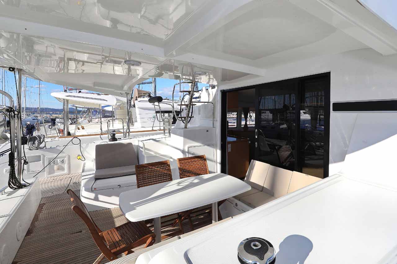 Lagoon 42 - 4 + 2 cab. — photo 7