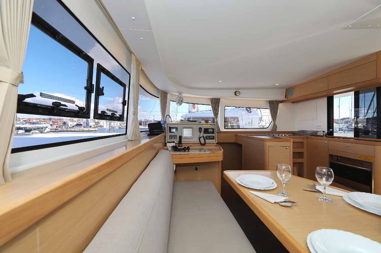 Lagoon 42 - 4 + 2 cab. — photo 15