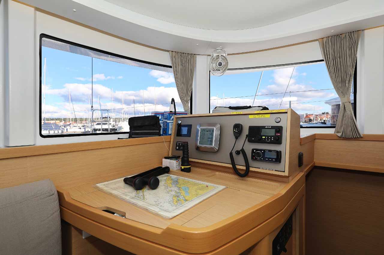 Lagoon 42 - 4 + 2 cab. — photo 16