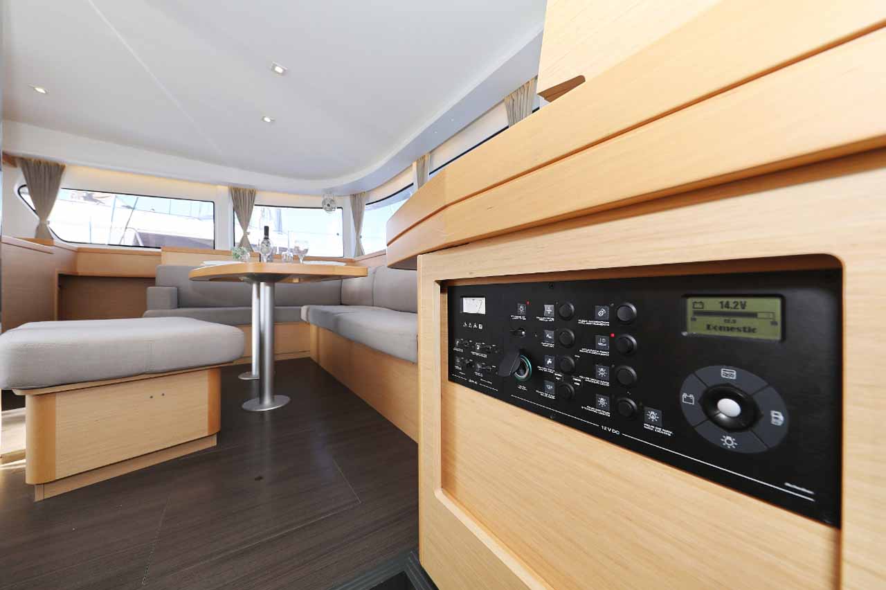 Lagoon 42 - 4 + 2 cab. — photo 17