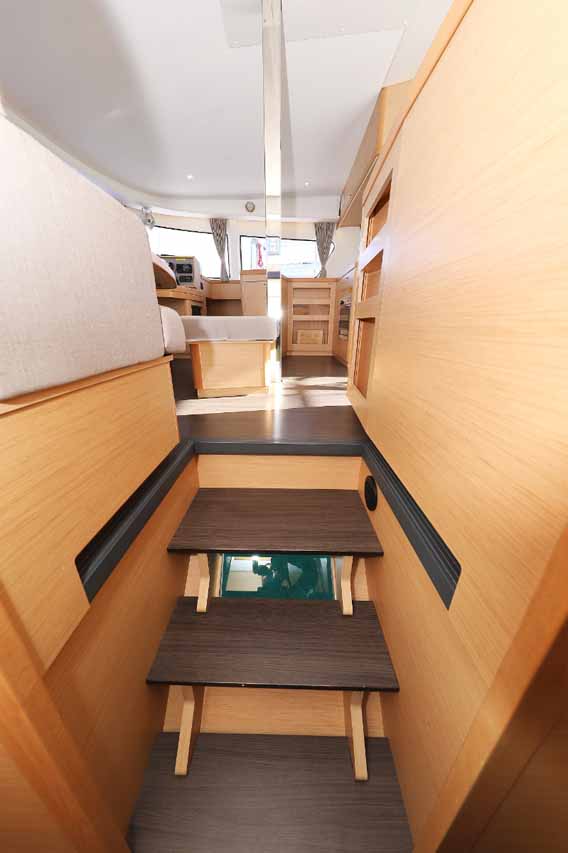 Lagoon 42 - 4 + 2 cab. — photo 18