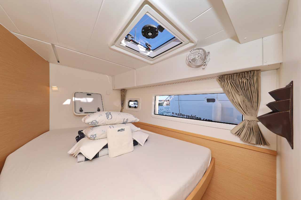 Lagoon 42 - 4 + 2 cab. — photo 19