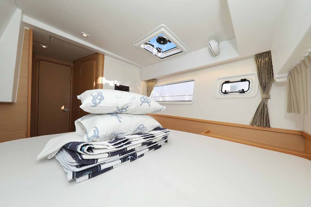 Lagoon 42 - 4 + 2 cab. — photo 21