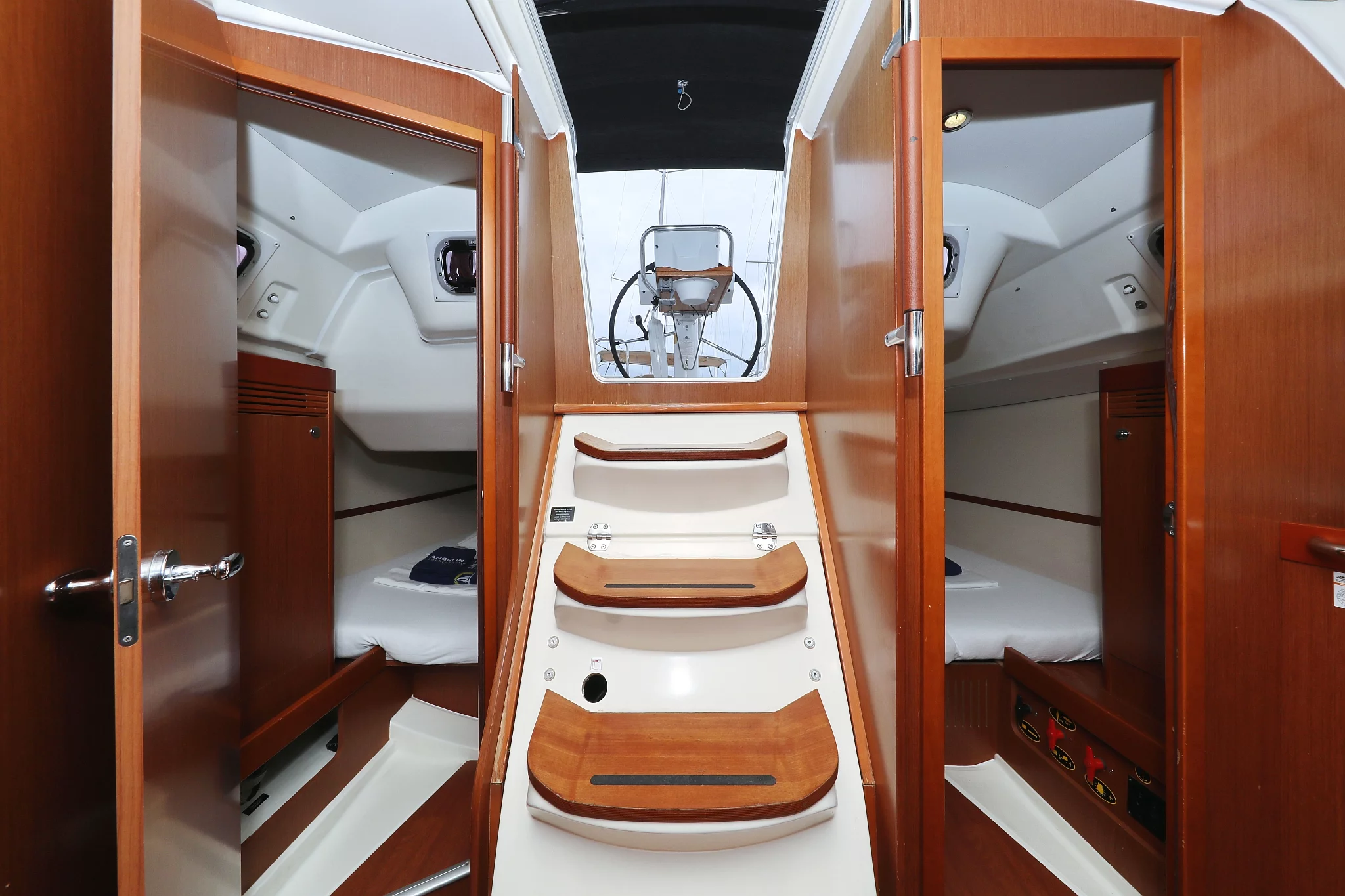 Oceanis 34 (Caprice)  - 16