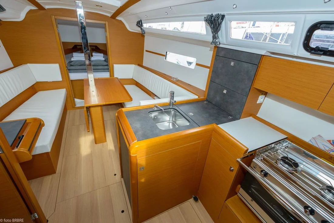 Sun Odyssey 349 (Popeye)  - 10