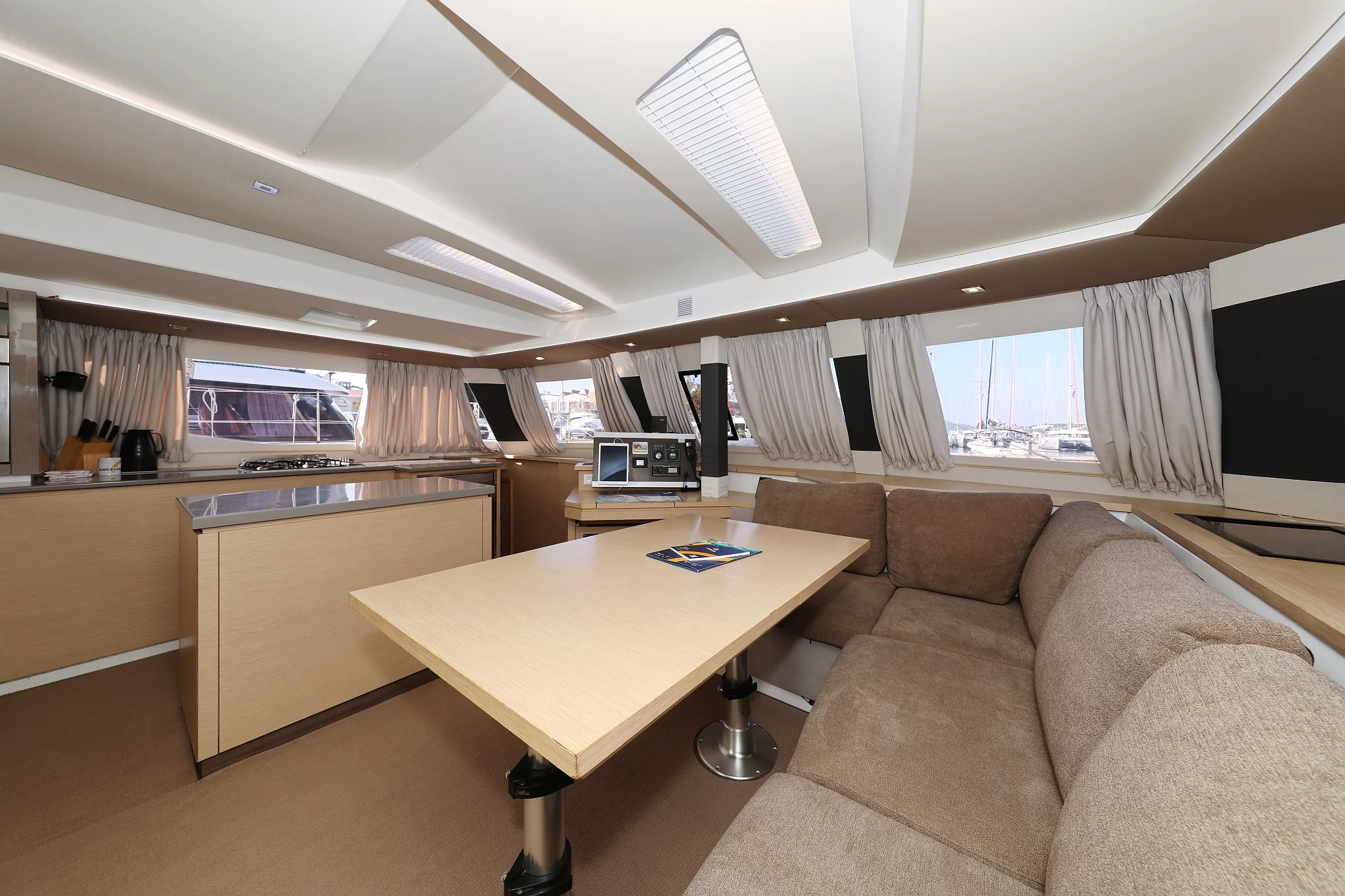 Fountaine Pajot Saba 50 - 6 + 1 cab. (Feeling Free)  - 13