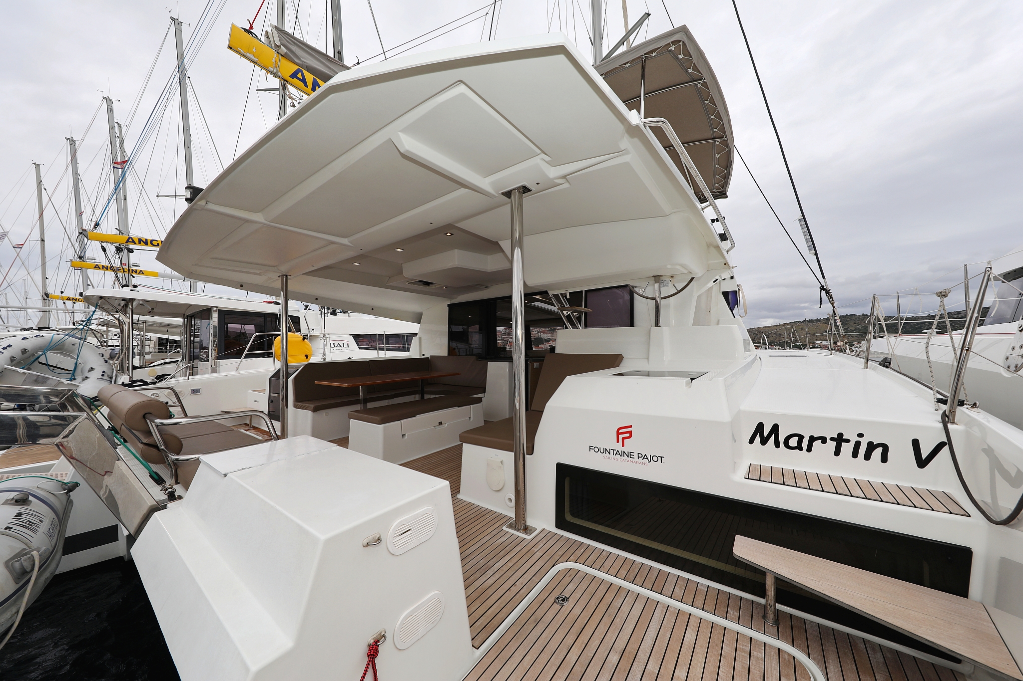 Photo #4 - Fountaine Pajot Saona 47 Quintet - 5 + 1 cab. (Martin V) en Rogoznica - 32764