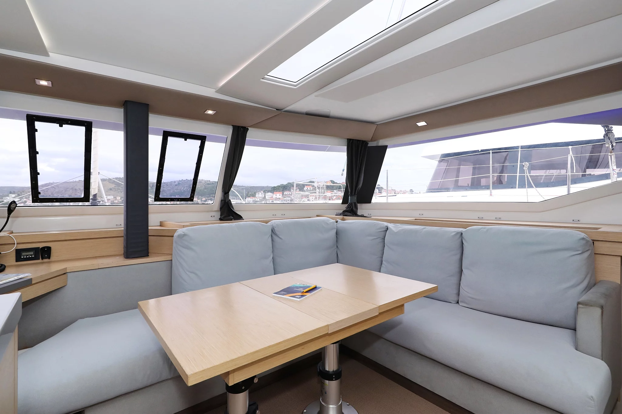 Fountaine Pajot Saona 47 Quintet - 5 + 1 cab. (Martin V)  - 19