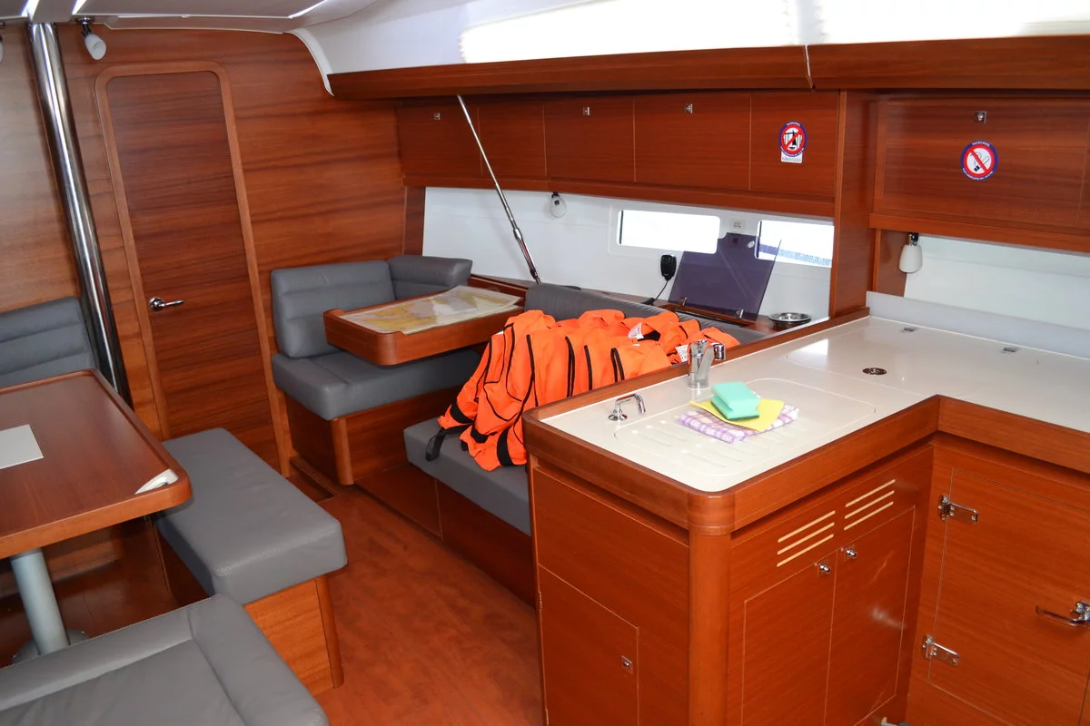 Dufour 412 GL (Tango)  - 13