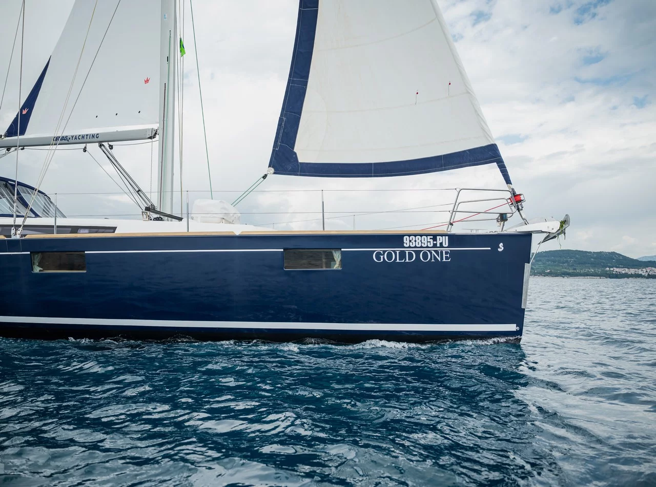 Oceanis 48 - 4 cab. (Gold One)  - 0