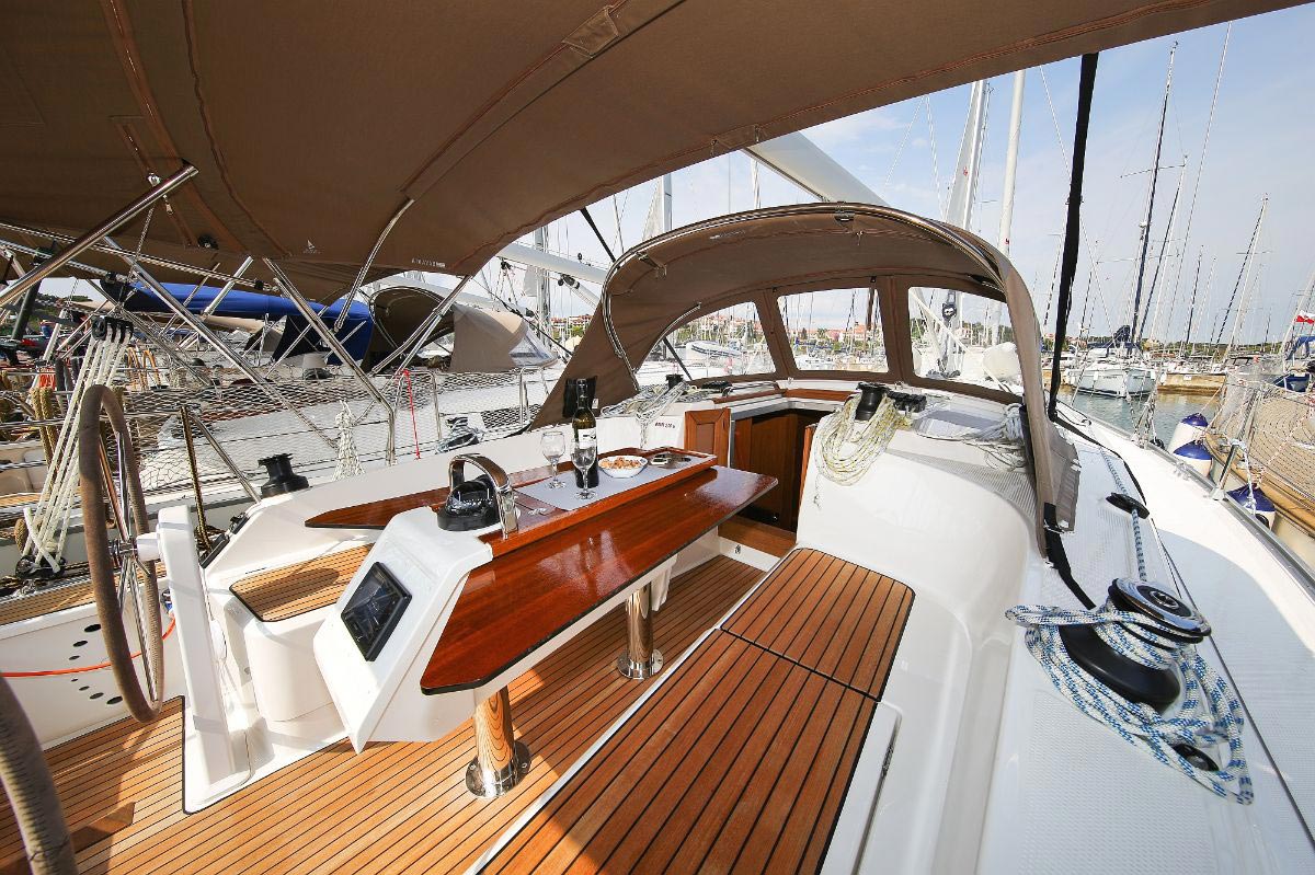 Photo #8 - Bavaria Cruiser 37 - 3 cab. (Bella Angelina) en Krk - 32794