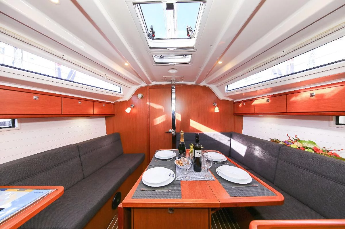 Bavaria Cruiser 37 - 3 cab. (Bella Angelina)  - 12