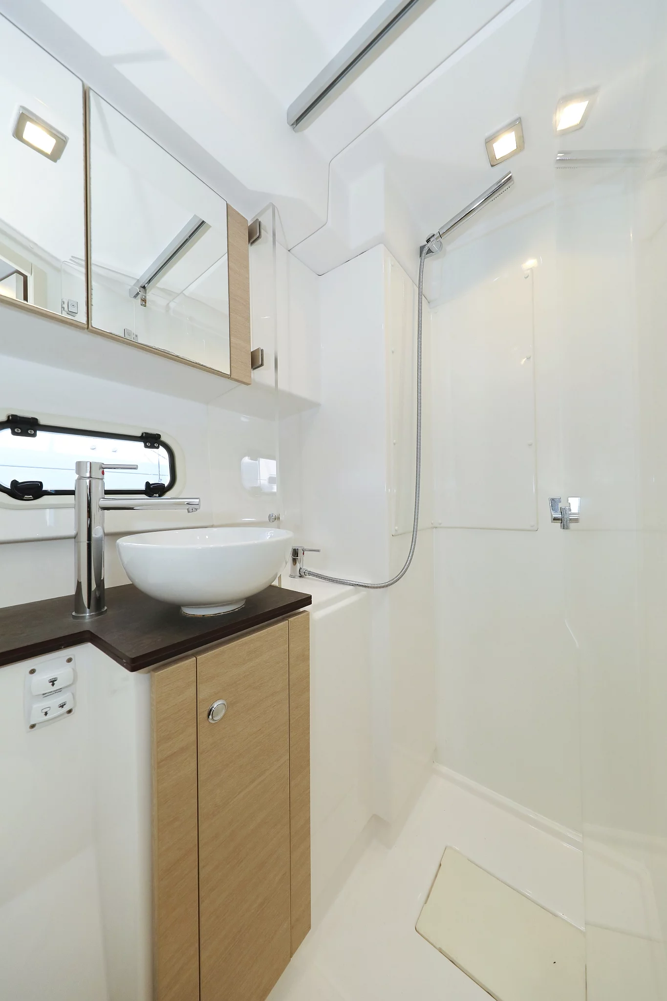 Bali 4.5 - 4 + 2 cab. (Rozi V)  - 34