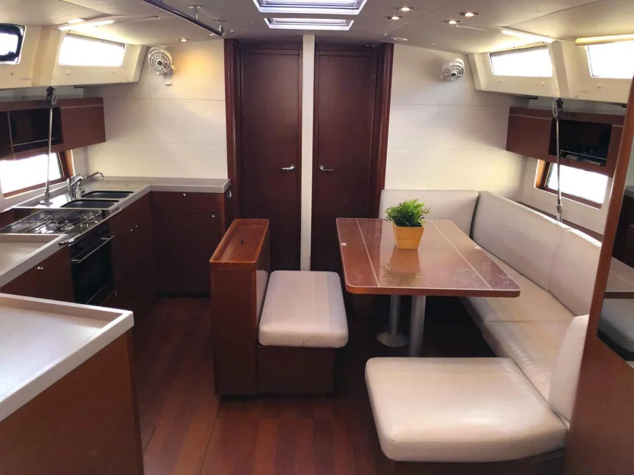 Oceanis 46.1 (Ostria)  - 6